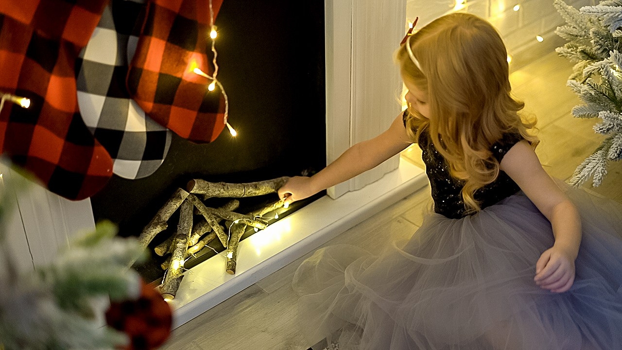 ОДНА ДОМА (НГ). Фотограф в Ялте Инна Найден. Детский и семейный фотограф