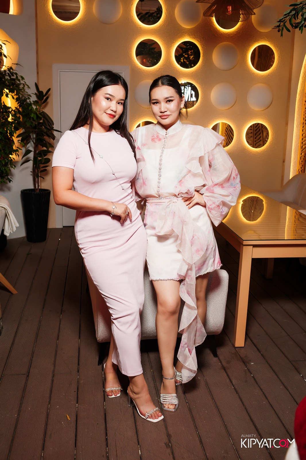 MOOD KARAOKE & TERRACE. КИПЯТКОМ АЛМАТЫ!