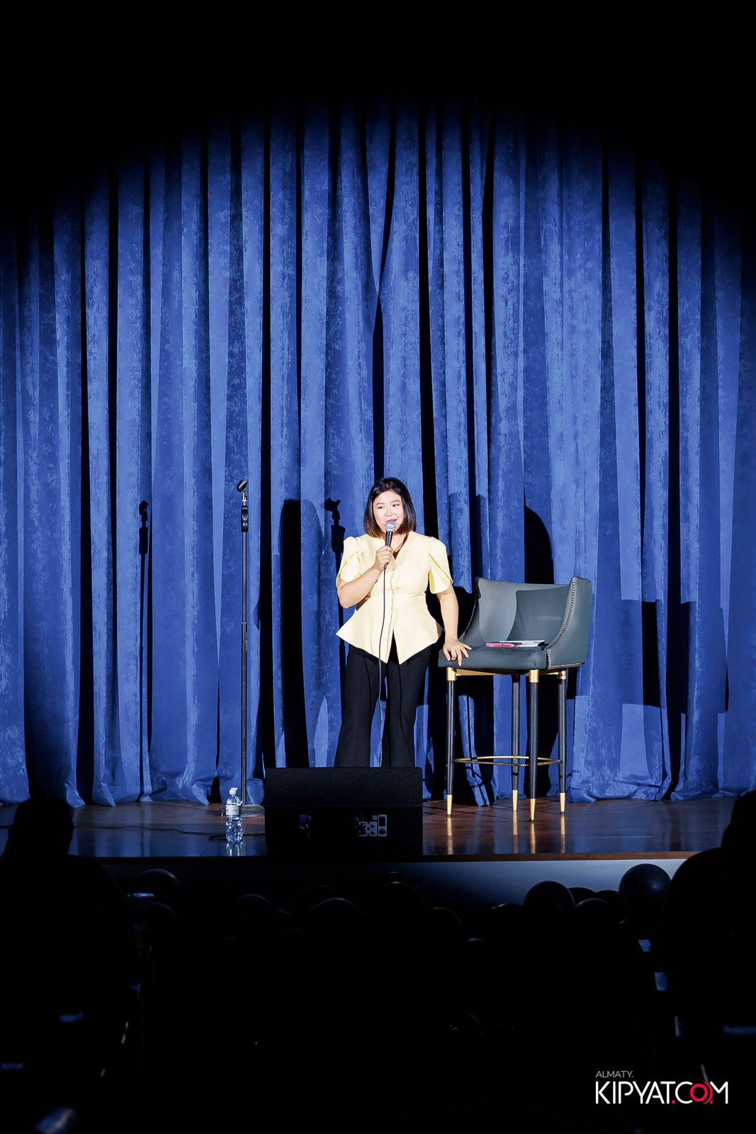 STAND UP КОНЦЕРТ АЛЕКСАНДРА МЕРКУЛЬ PART 1. КИПЯТКОМ АЛМАТЫ! Фотосъемка мероприятий в Алматы
