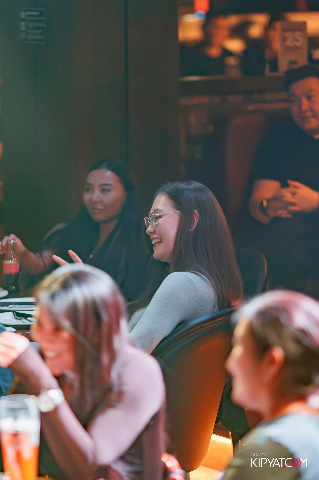 STAND UP КОНЦЕРТ АЛЕКСАНДРА МЕРКУЛЬ. КИПЯТКОМ АЛМАТЫ! Фотосъемка мероприятий в Алматы