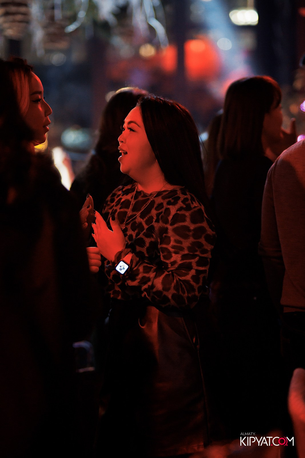 FRIENDS BAR & TERRACE. КИПЯТКОМ АЛМАТЫ!