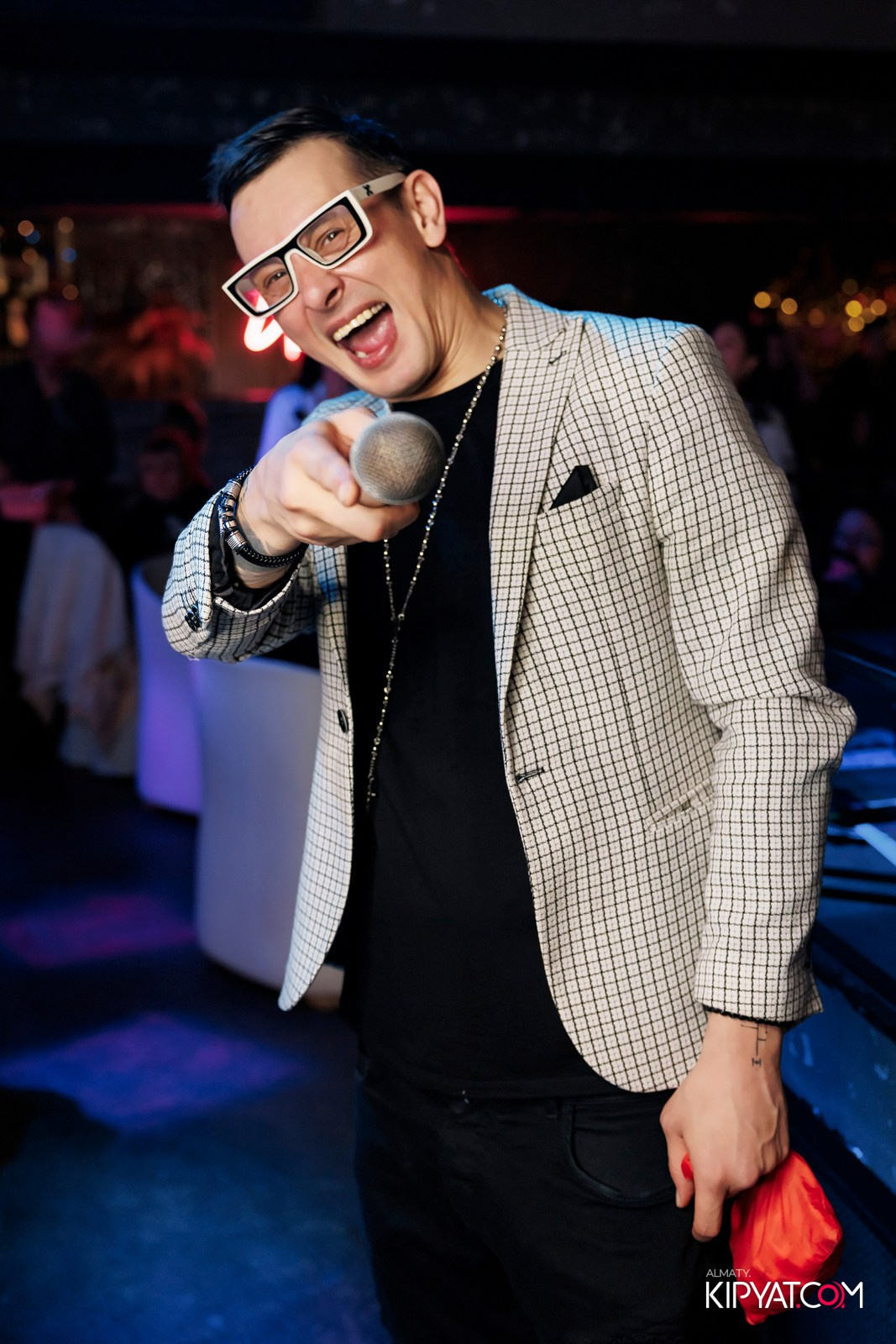 МУЗЫКАЛЬНОЕ ЛОТО В HIT RETRO. КИПЯТКОМ АЛМАТЫ! Фотосъемка мероприятий в Алматы
