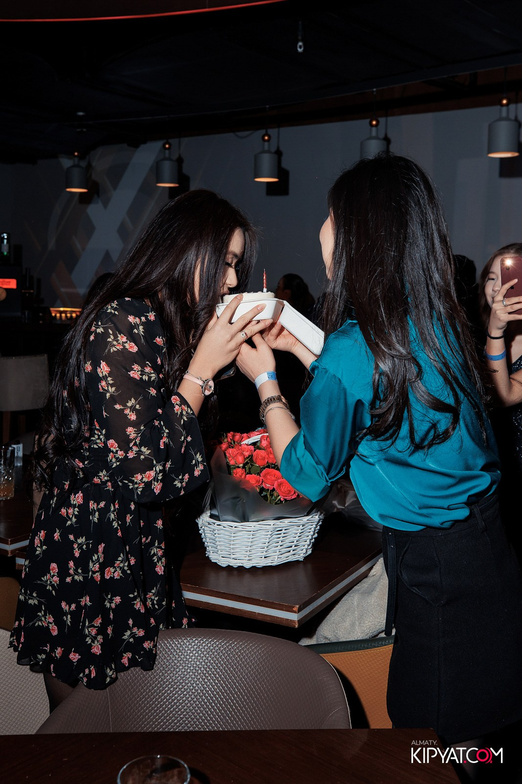 EVENT BAR. КИПЯТКОМ АЛМАТЫ!