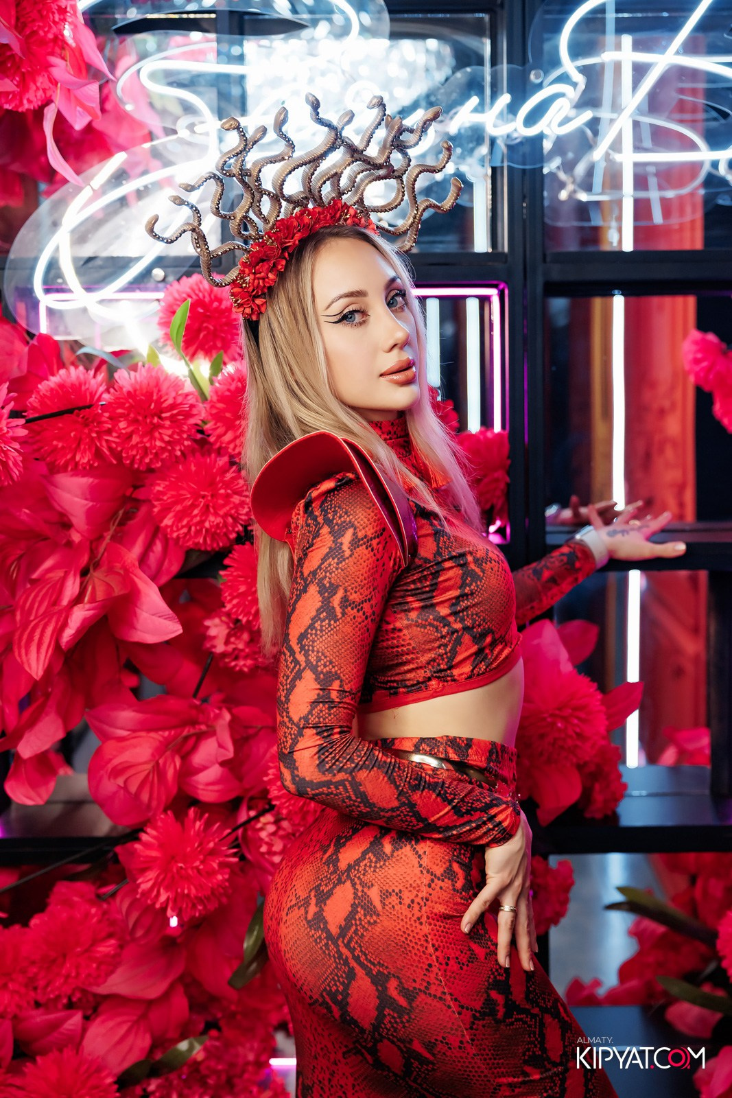 ЗАЯ, НА БИС. КИПЯТКОМ АЛМАТЫ!