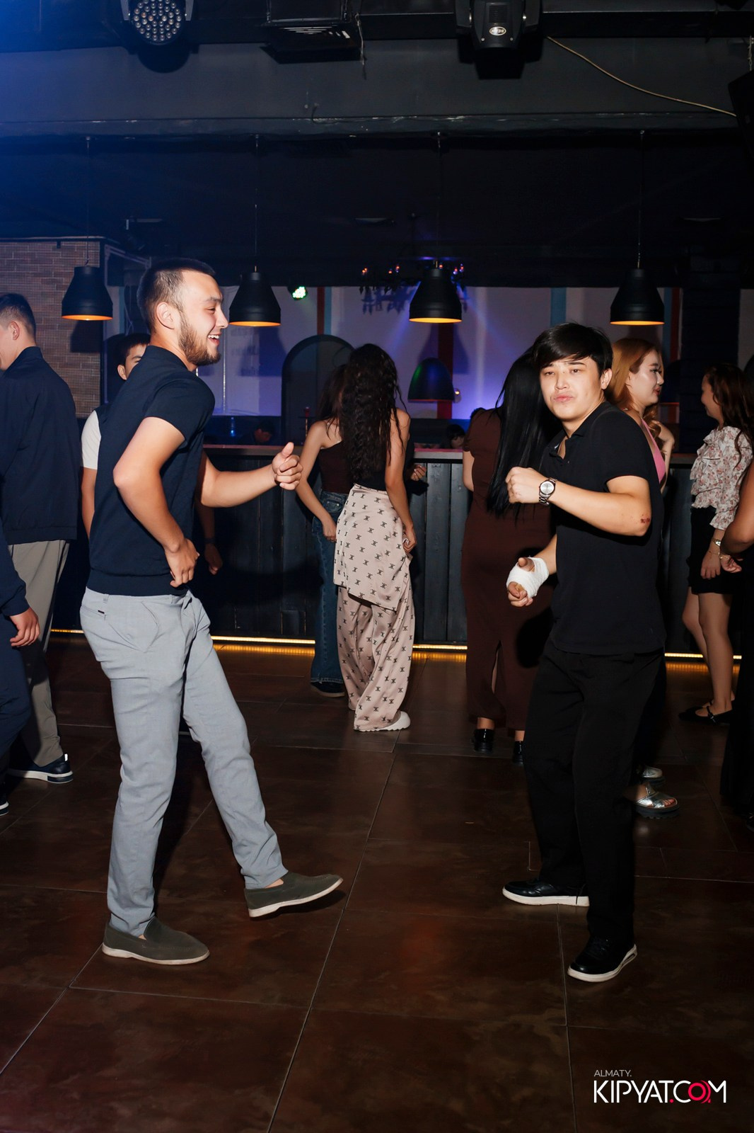 ARAGOSTA. КИПЯТКОМ АЛМАТЫ!