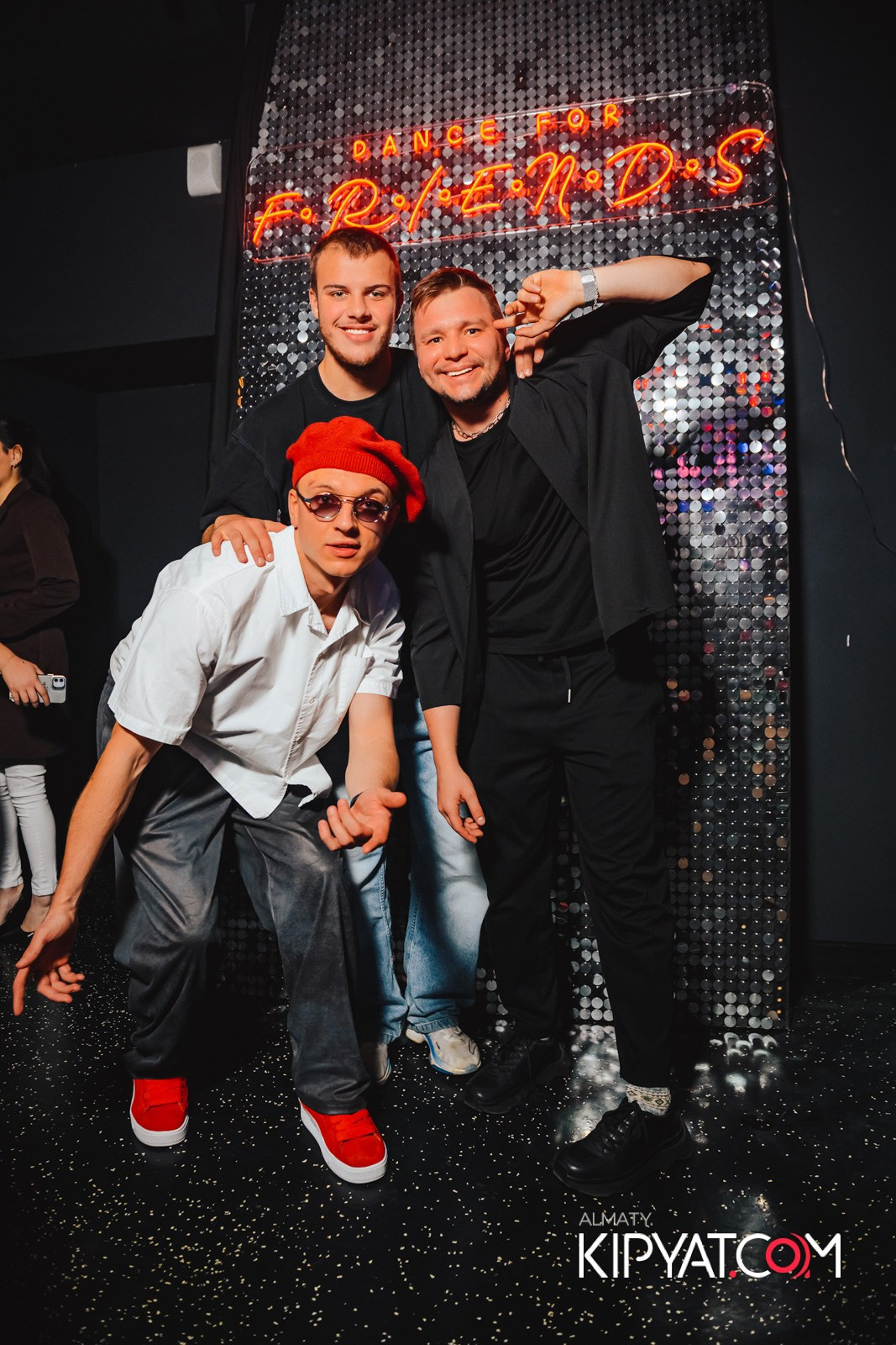 SANTA BARBARA — SPECIAL QUEST МИТЯ ФОМИН. КИПЯТКОМ АЛМАТЫ!