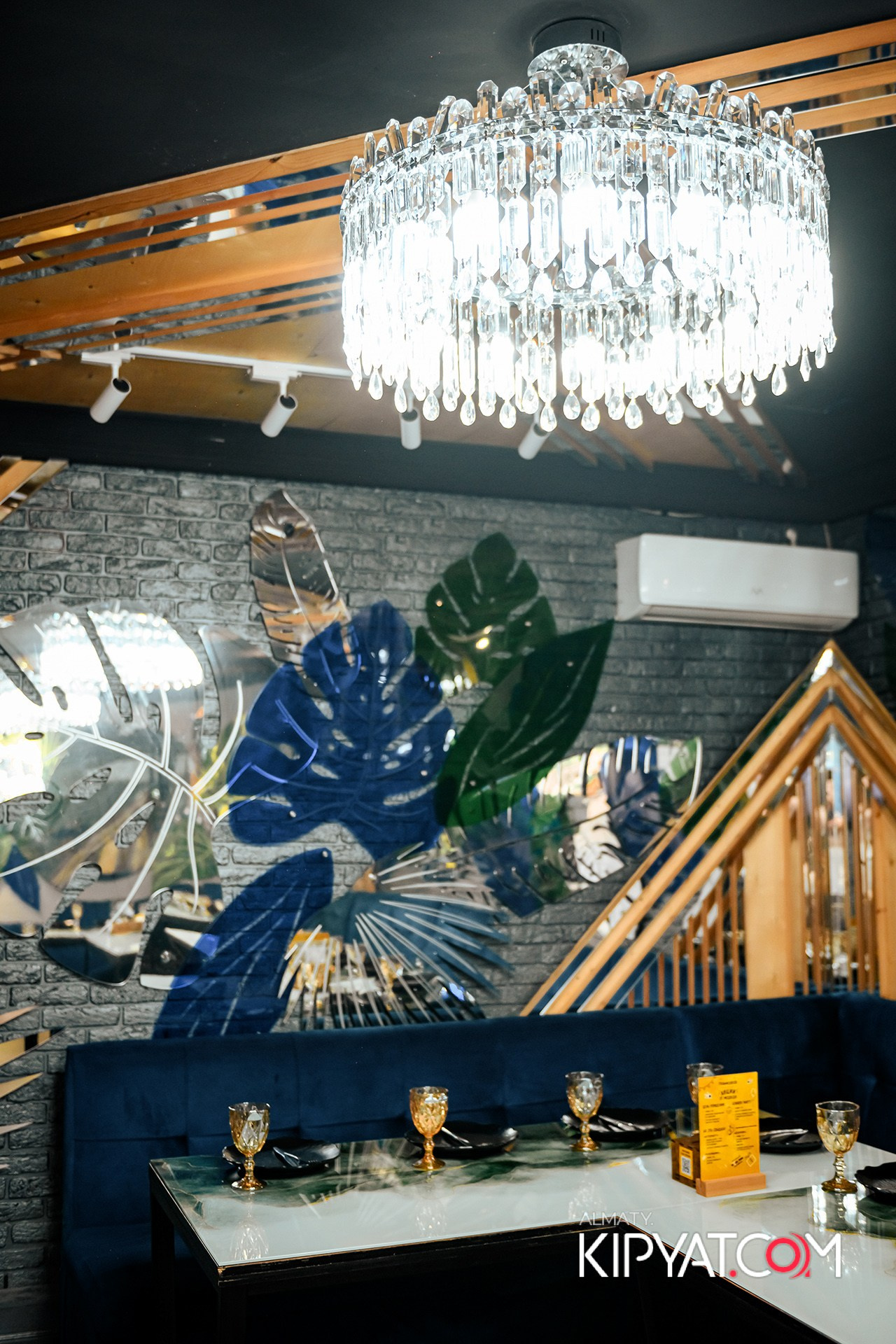 УХО И МЕДВЕДЬ НА ГАГАРИНА. КИПЯТКОМ АЛМАТЫ!