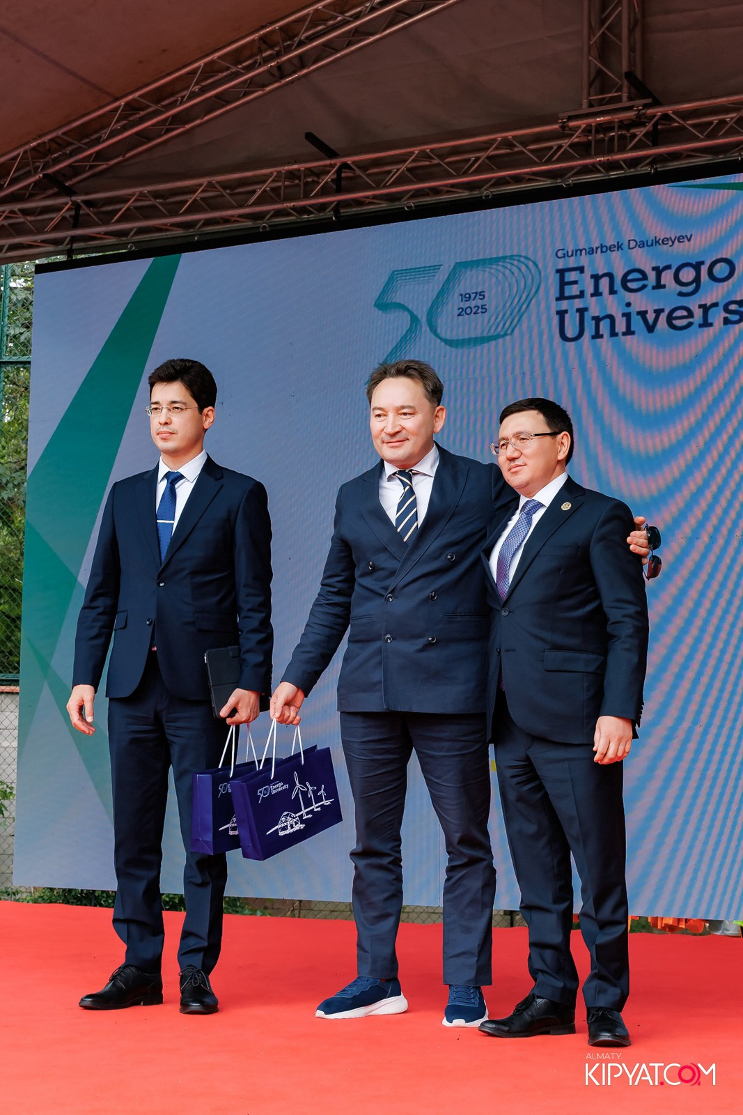50 ЛЕТ — АЛМАТИНСКИЙ УНИВЕРСИТЕТ ЭНЕРГЕТИКИ И СВЯЗИ. КИПЯТКОМ АЛМАТЫ!