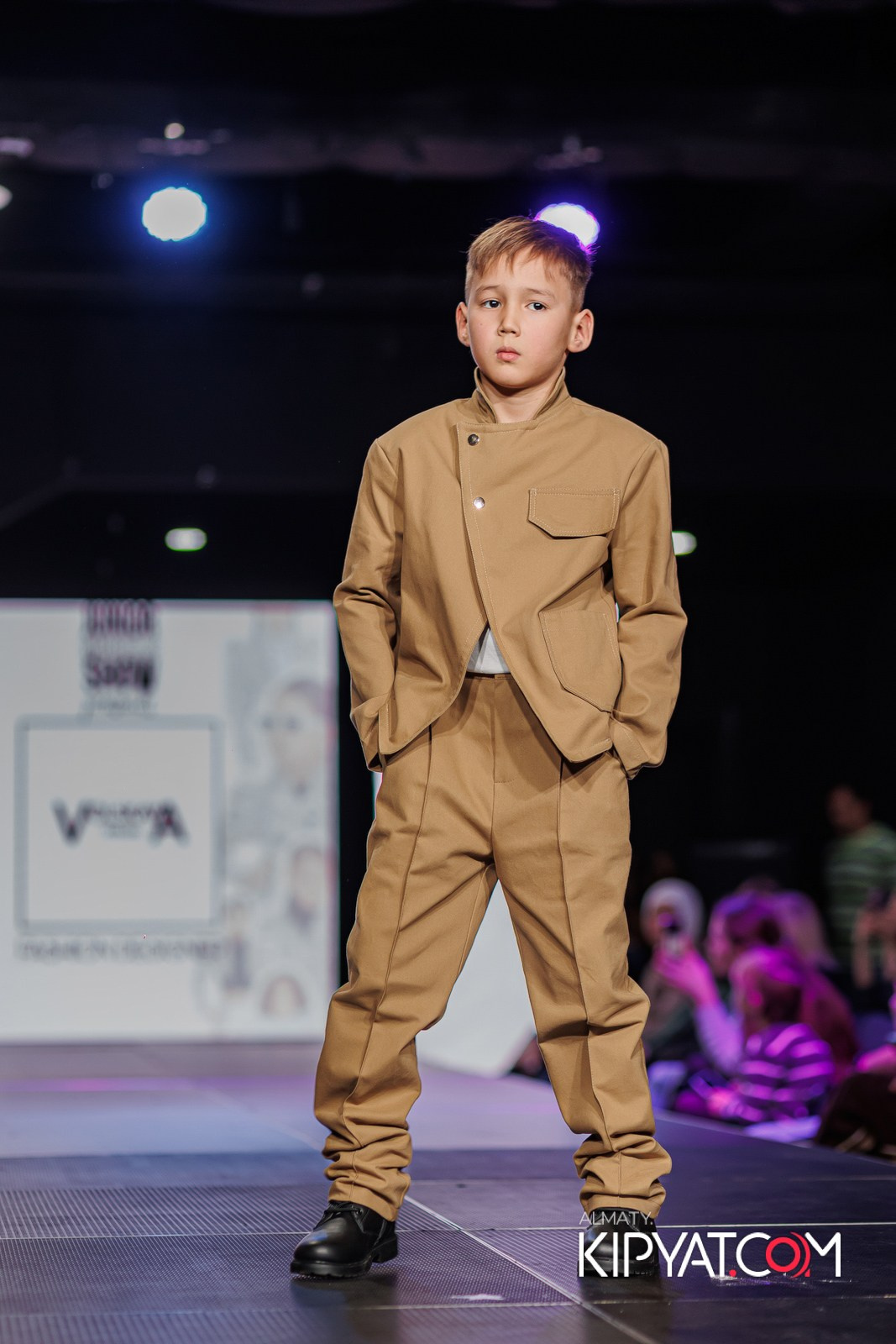 JUNIOR MODELS SHOW В РАМКАХ БЛАГОТВОРИТЕЛЬНОГО ПРОЕКТА МОДА ЗА СЧАСТЬЕ ДЕТЕЙ. КИПЯТКОМ АЛМАТЫ!