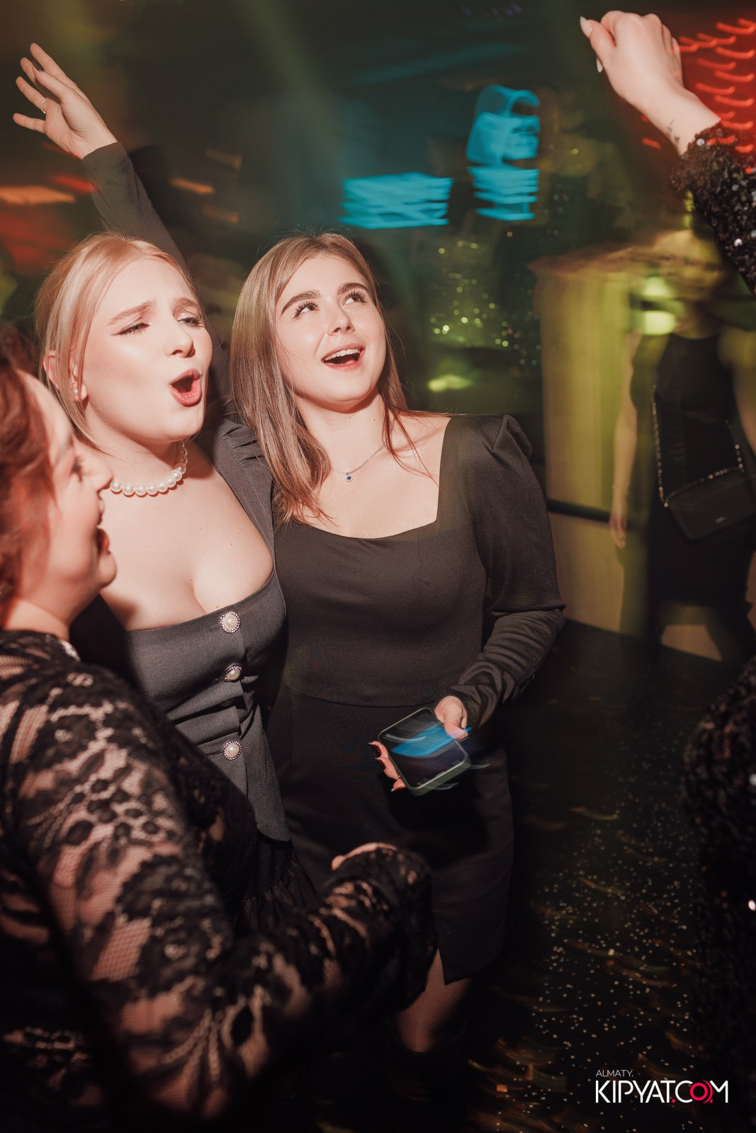 SANTA BARBARA. КИПЯТКОМ АЛМАТЫ!