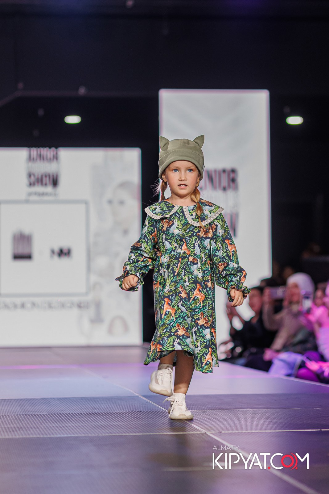 JUNIOR MODELS SHOW В РАМКАХ БЛАГОТВОРИТЕЛЬНОГО ПРОЕКТА МОДА ЗА СЧАСТЬЕ ДЕТЕЙ. КИПЯТКОМ АЛМАТЫ!
