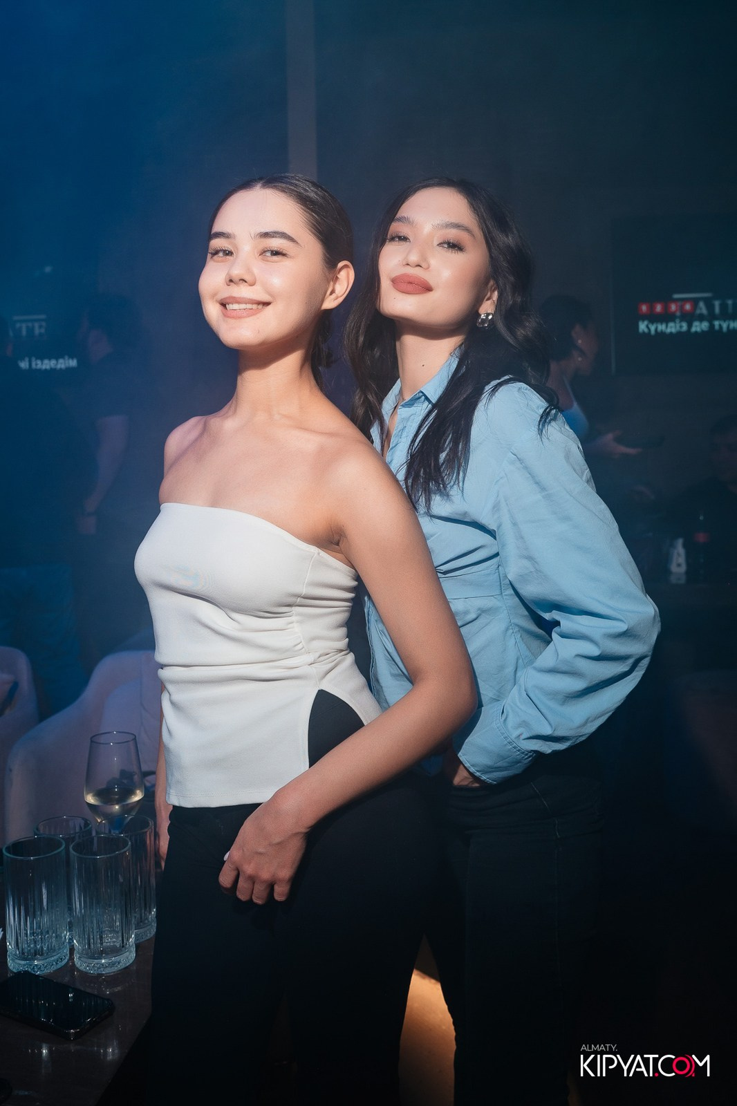 LAUREATE GRAND CAFÉ. КИПЯТКОМ АЛМАТЫ!