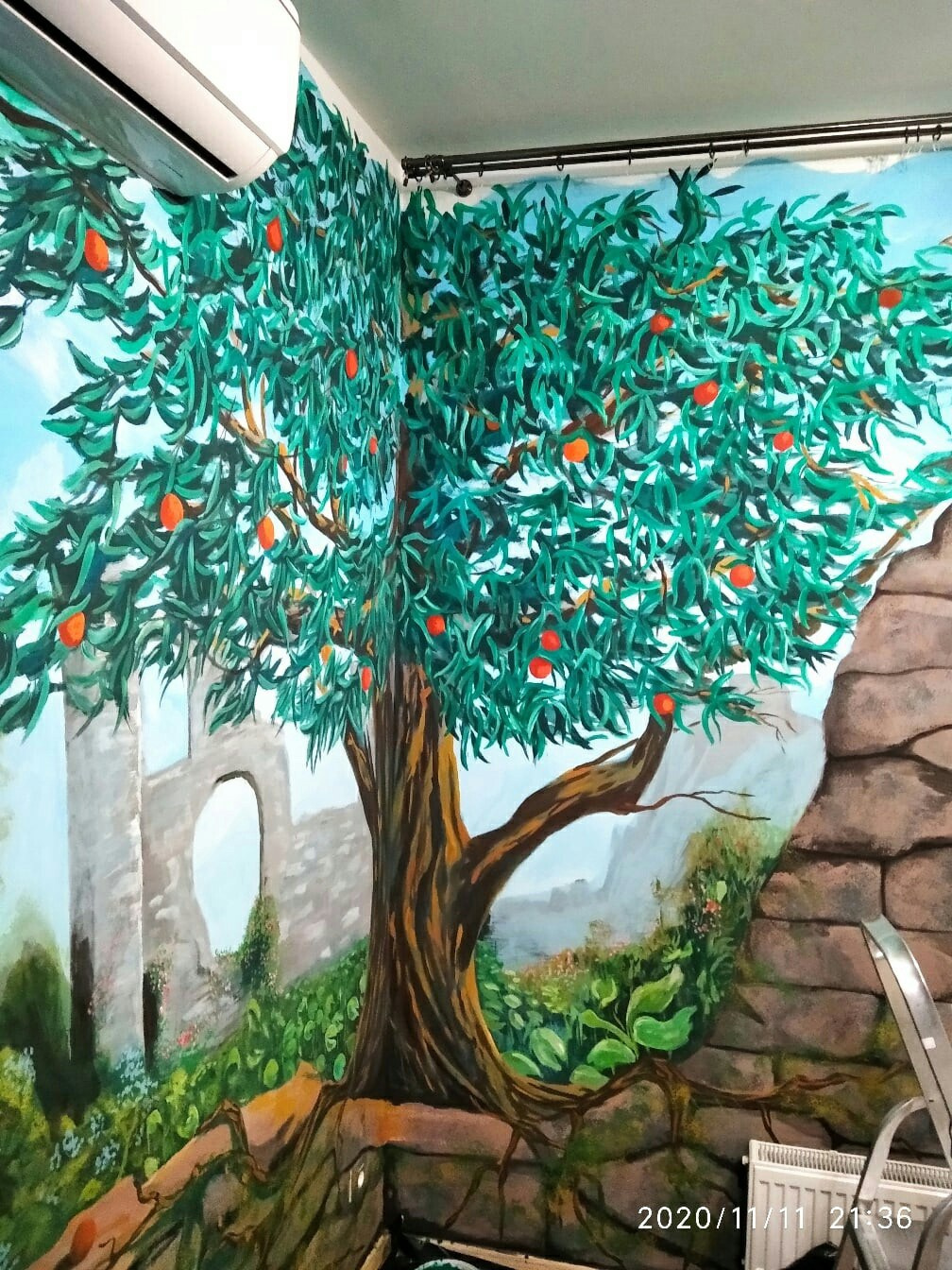 Роспись стен. Яр Панов Арт.Картины, татуировки, роспись стен и одежды в Москве