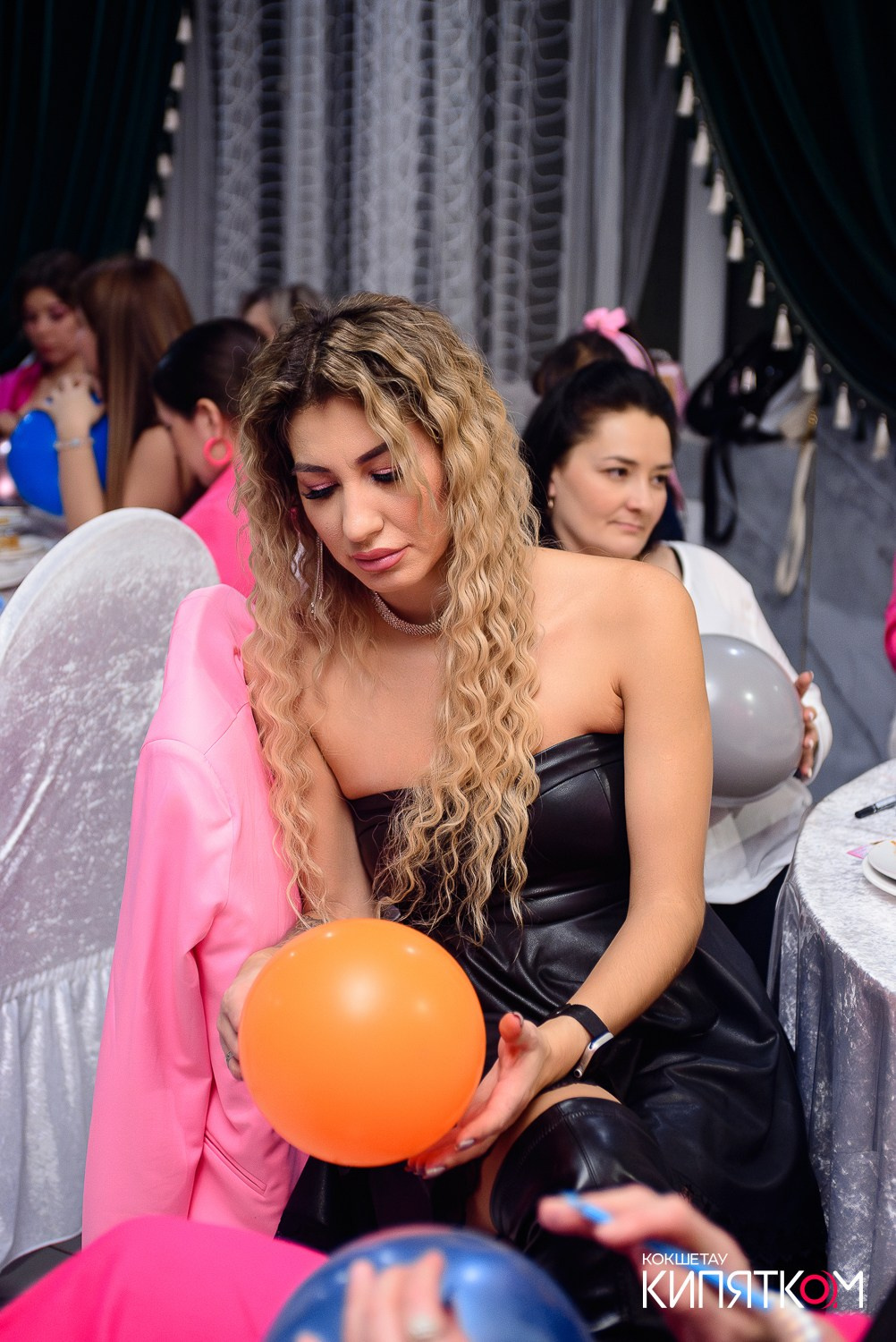 БОЛЬШОЙ ДЕВИЧНИК 5. КИПЯТКОМ КОКШЕТАУ