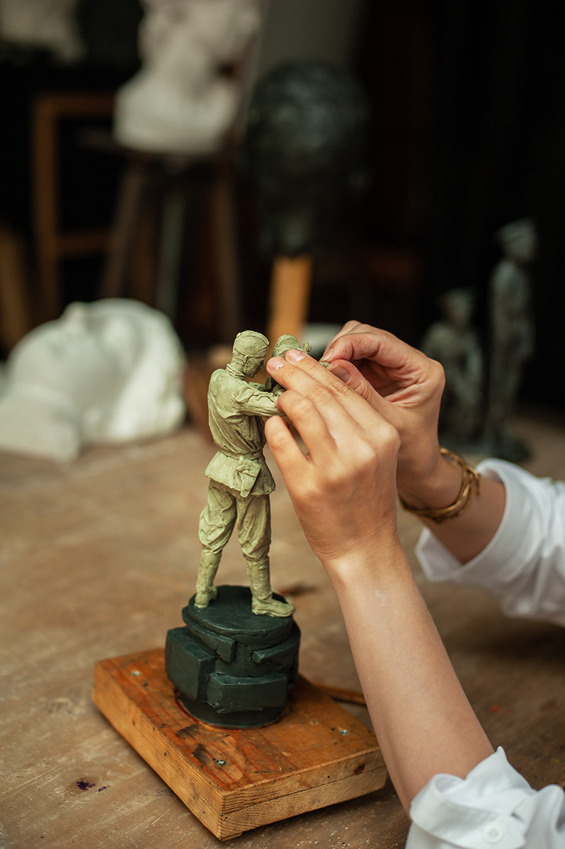 Съемка для скульптора Станиславы Смольяниновой. Портретная фотография в Москве