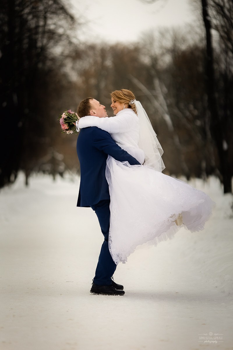 Свадебная фотосессия в интерьере: уют, фактура и свет как у старых мастеров. Свадебный фотограф — Санкт-Петербург (СПб) Питер