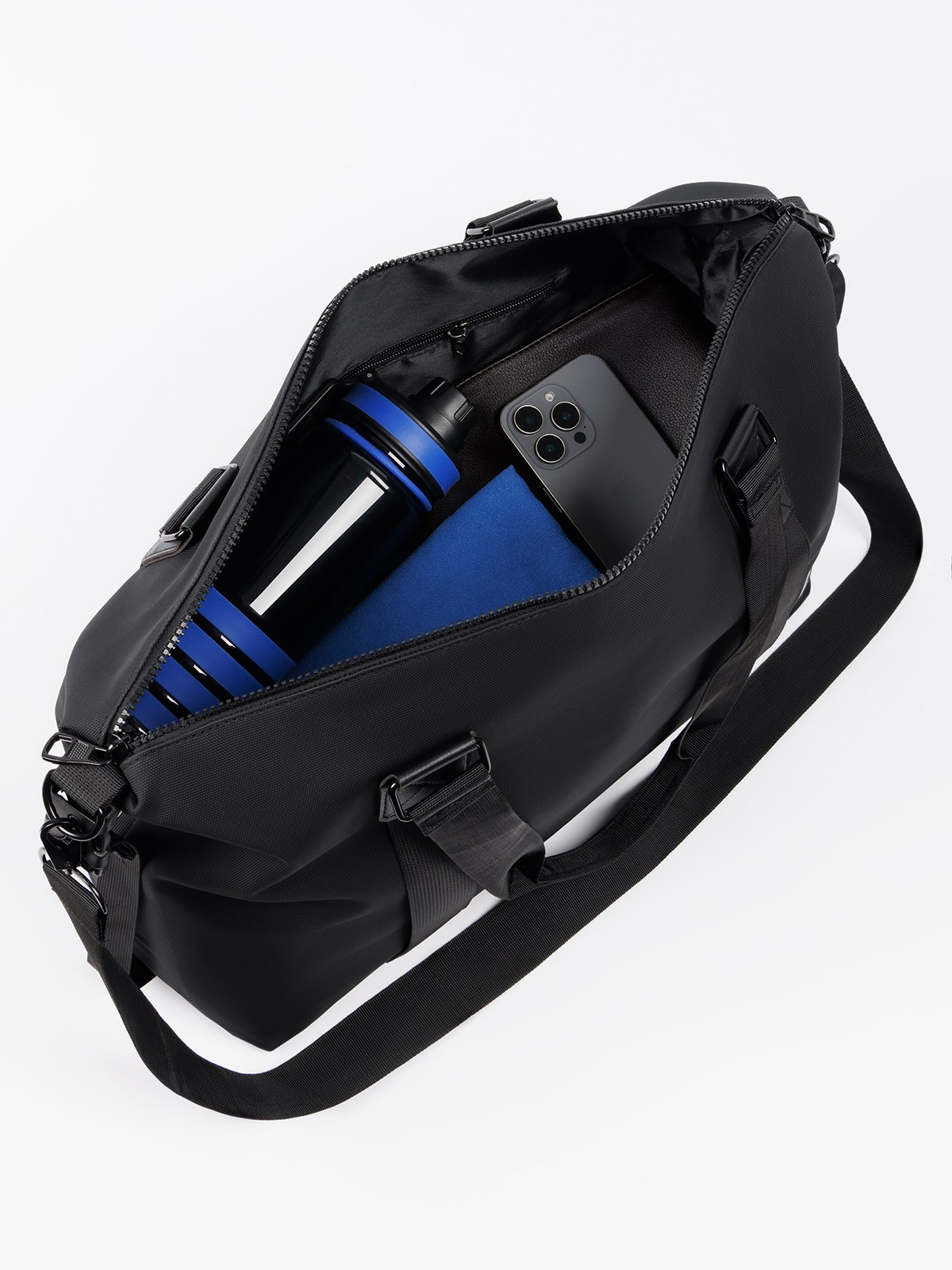 Съемка сумок в Москве. Предметный фотограф в Москве Вячеслав Тимошенко