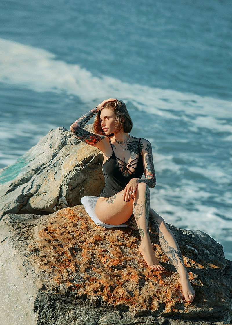 фотосессия в адлере с большими камнями