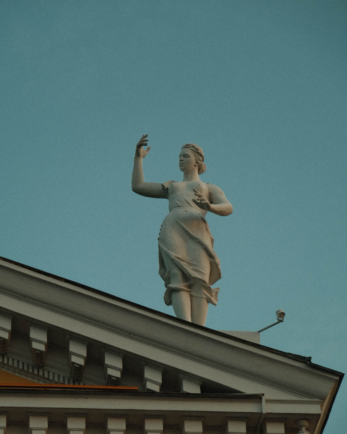 крыша драматического театра, челябинск 