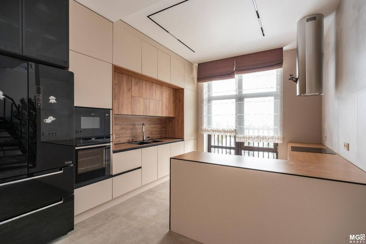 Кухня на заказ от мебельной компании мгс