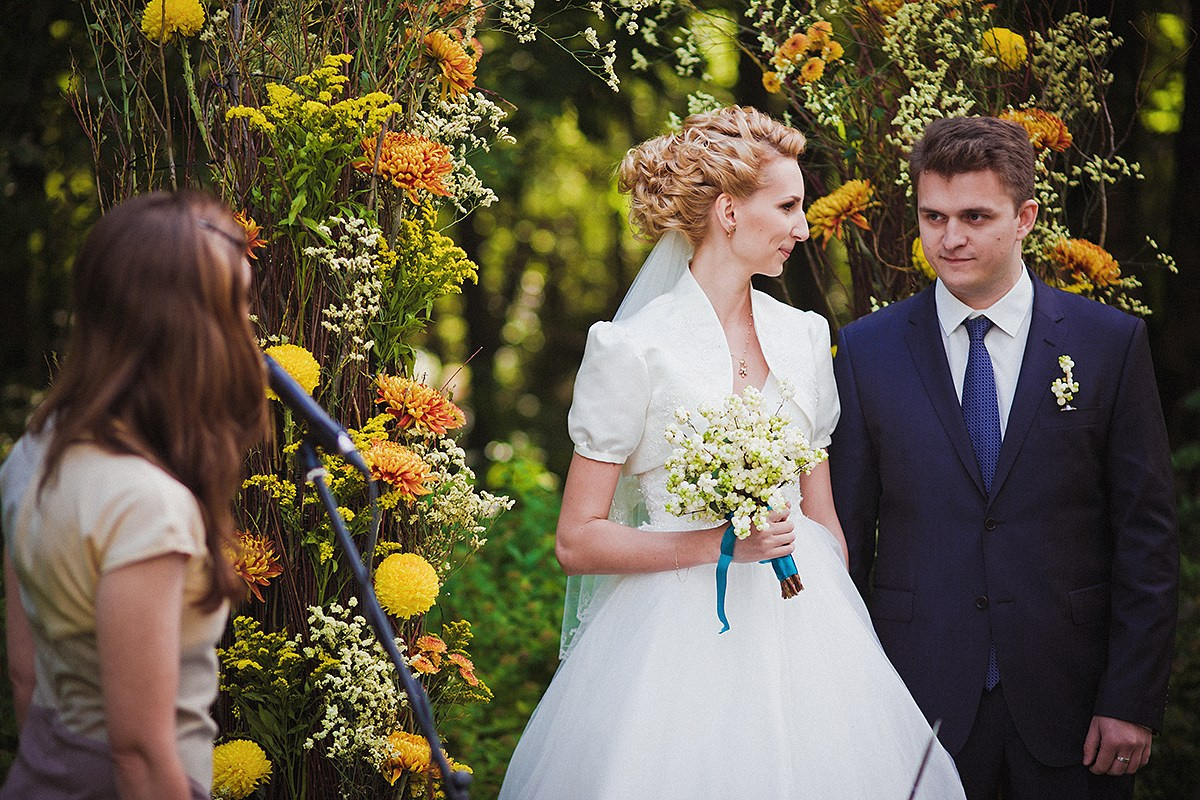 Свадебная прогулка Алекса и Даши. Фотограф крещение венчание в Петербурге! Помогает подобрать храм и посоветовал душевного батюшку в СПб