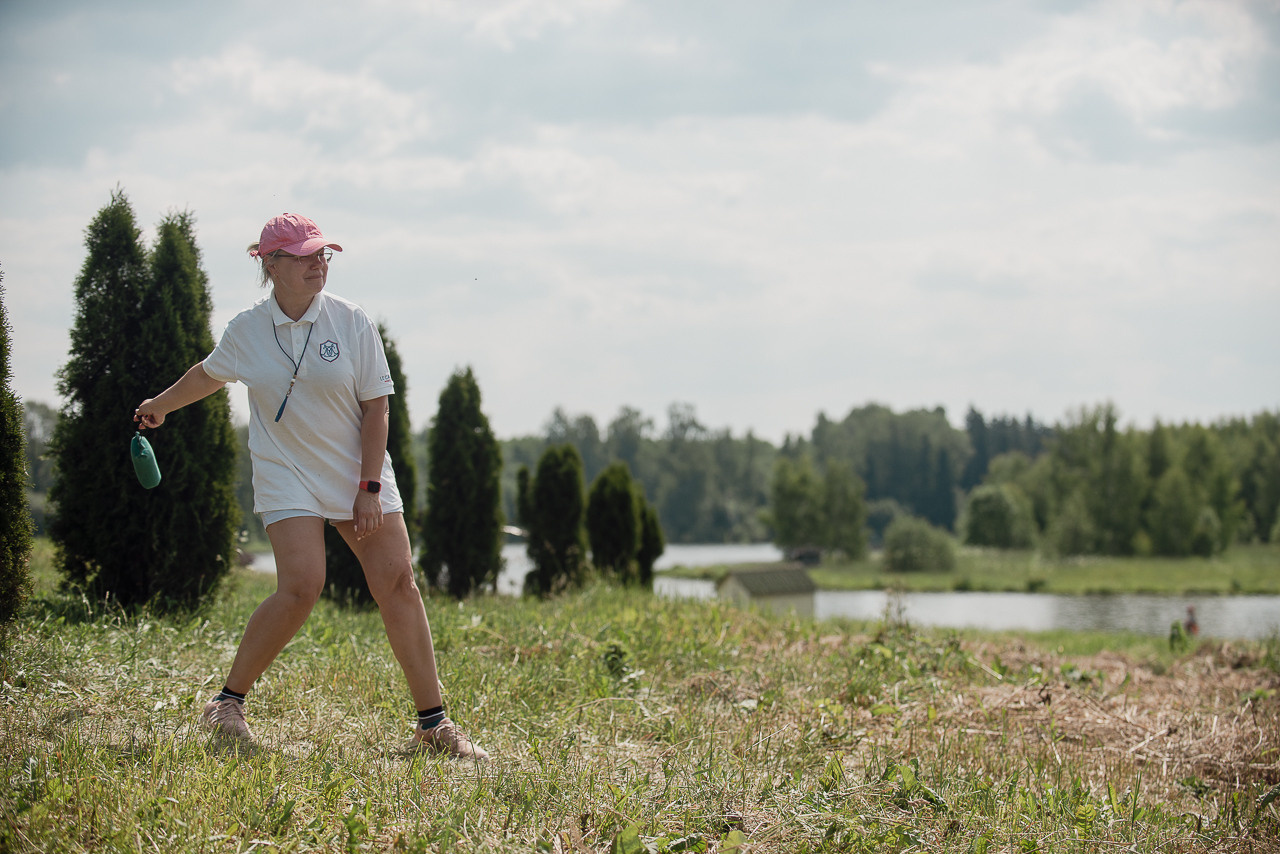 Соревнования по метанию даммисов в рамках тренировочного лагеря Школы Шмеля 2023. Фотограф-анималист Наталья Светличная