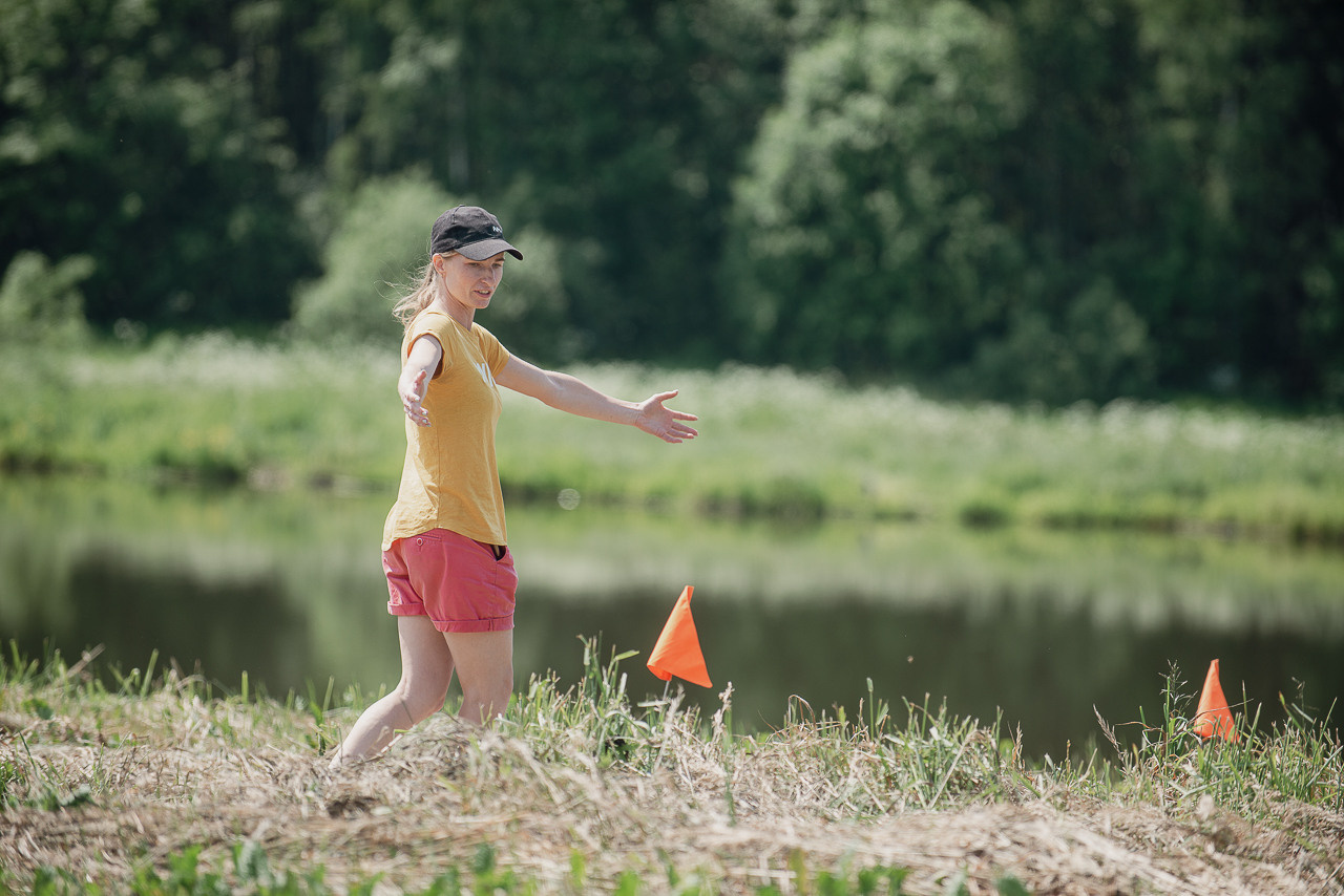 Соревнования по метанию даммисов в рамках тренировочного лагеря Школы Шмеля 2023. Фотограф-анималист Наталья Светличная