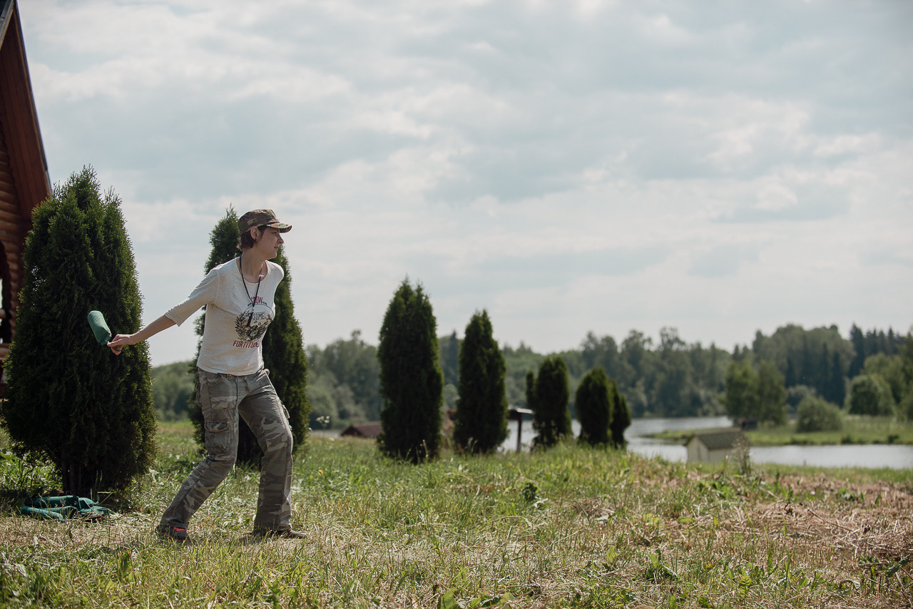 Соревнования по метанию даммисов в рамках тренировочного лагеря Школы Шмеля 2023. Фотограф-анималист Наталья Светличная