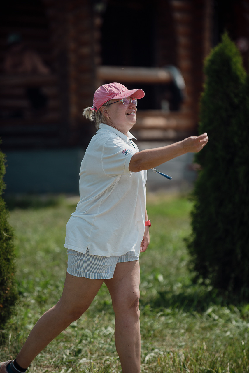 Соревнования по метанию даммисов в рамках тренировочного лагеря Школы Шмеля 2023. Фотограф-анималист Наталья Светличная