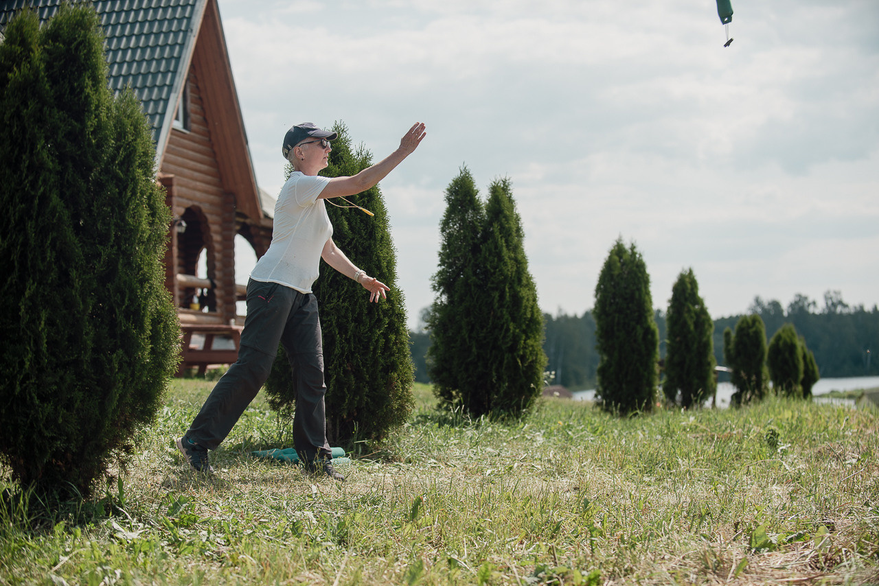 Соревнования по метанию даммисов в рамках тренировочного лагеря Школы Шмеля 2023. Фотограф-анималист Наталья Светличная