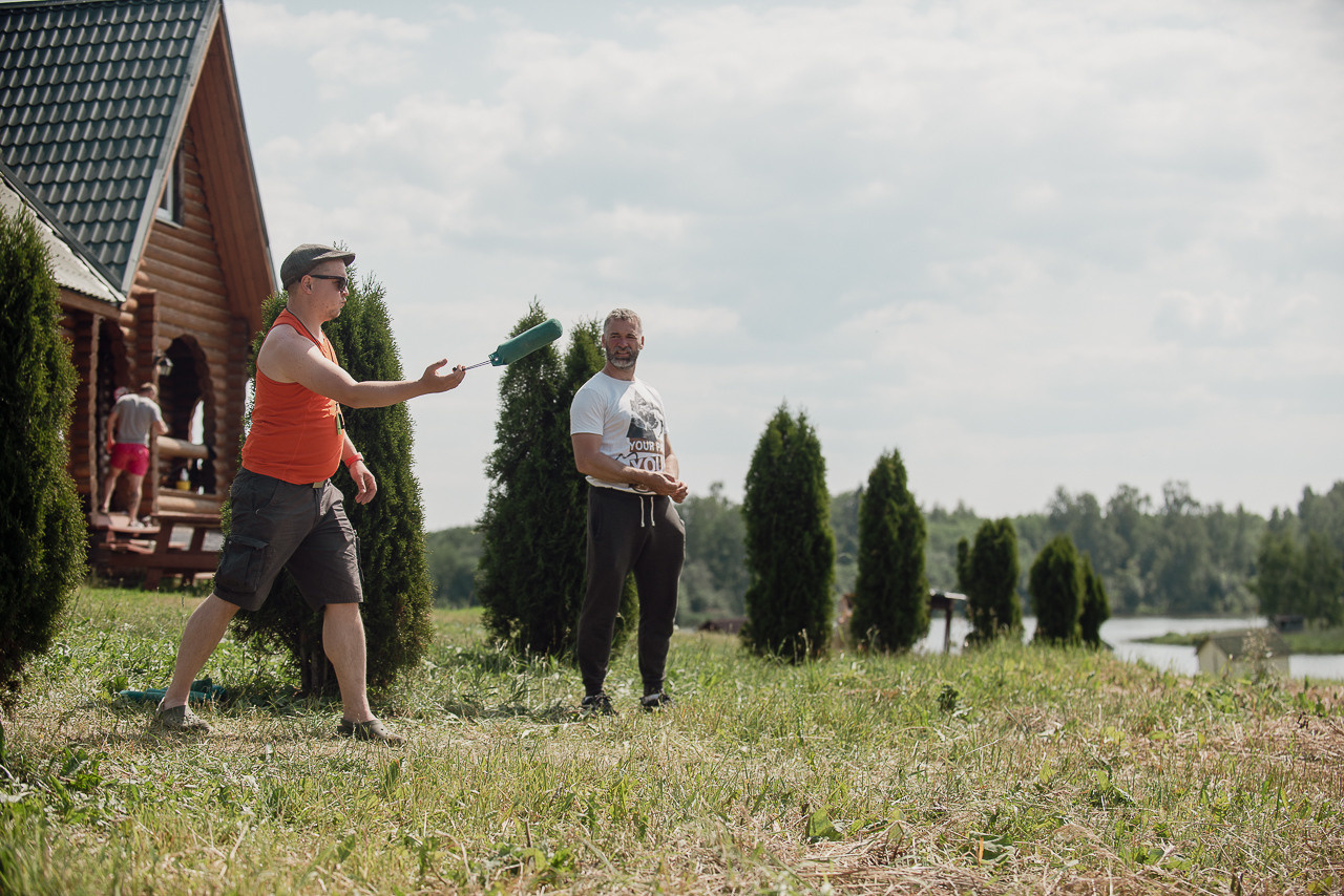 Соревнования по метанию даммисов в рамках тренировочного лагеря Школы Шмеля 2023. Фотограф-анималист Наталья Светличная