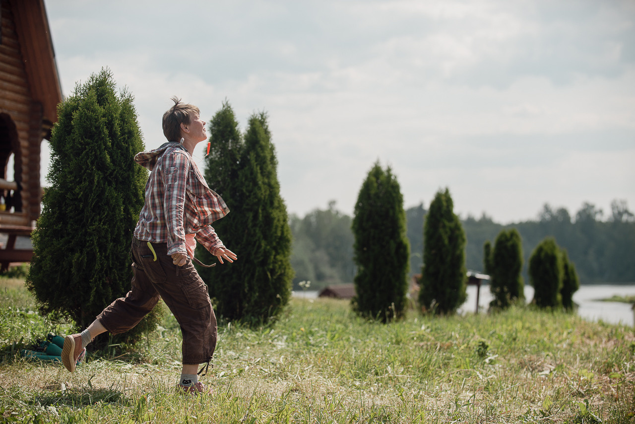 Соревнования по метанию даммисов в рамках тренировочного лагеря Школы Шмеля 2023. Фотограф-анималист Наталья Светличная