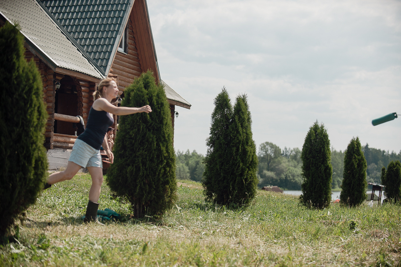 Соревнования по метанию даммисов в рамках тренировочного лагеря Школы Шмеля 2023. Фотограф-анималист Наталья Светличная