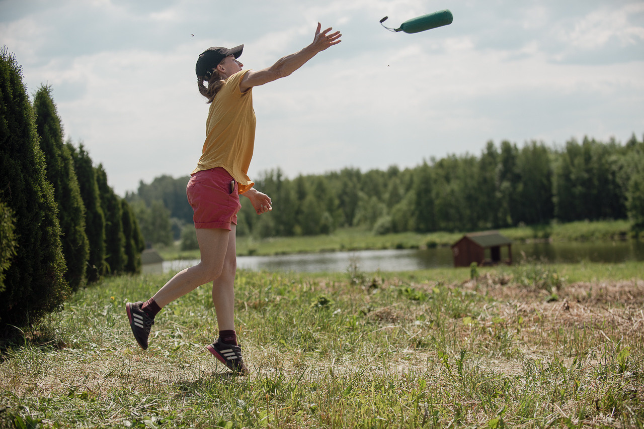 Соревнования по метанию даммисов в рамках тренировочного лагеря Школы Шмеля 2023. Фотограф-анималист Наталья Светличная