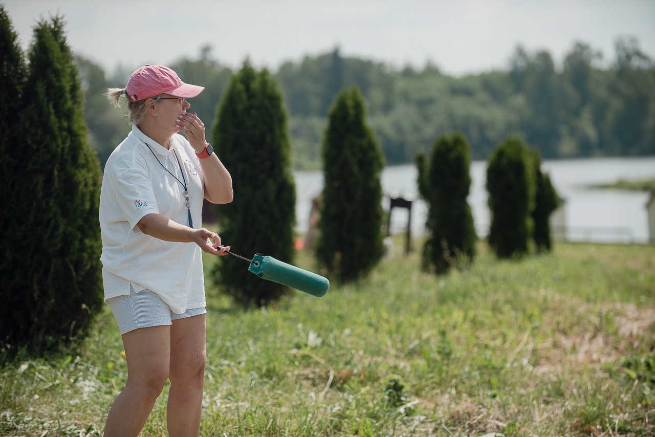 Соревнования по метанию даммисов в рамках тренировочного лагеря Школы Шмеля 2023. Фотограф-анималист Наталья Светличная