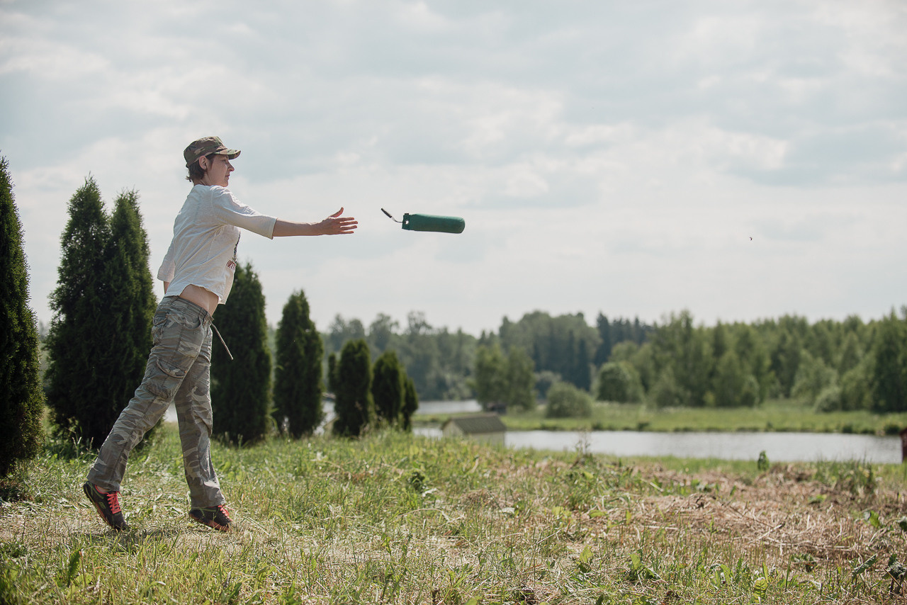 Соревнования по метанию даммисов в рамках тренировочного лагеря Школы Шмеля 2023. Фотограф-анималист Наталья Светличная