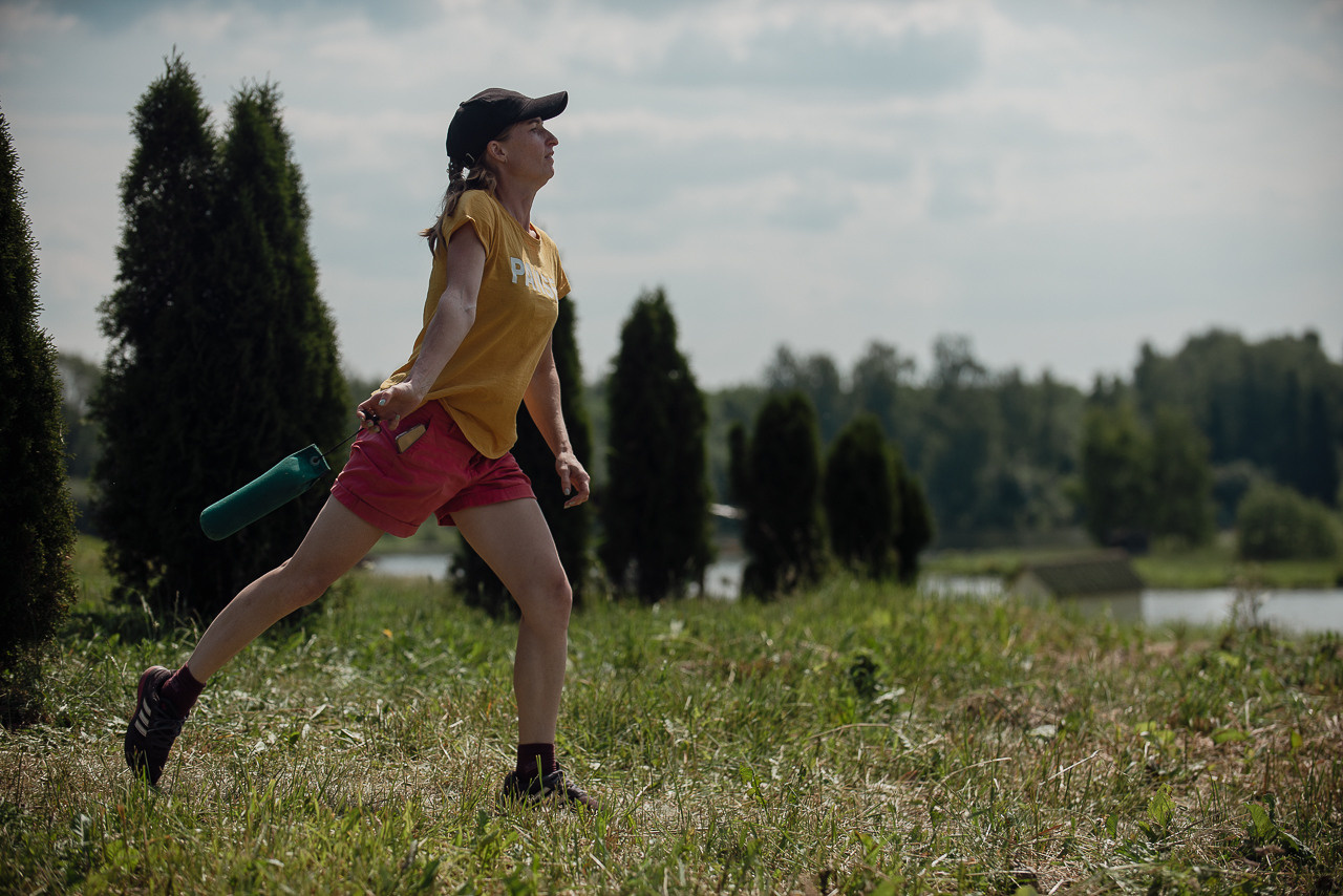 Соревнования по метанию даммисов в рамках тренировочного лагеря Школы Шмеля 2023. Фотограф-анималист Наталья Светличная