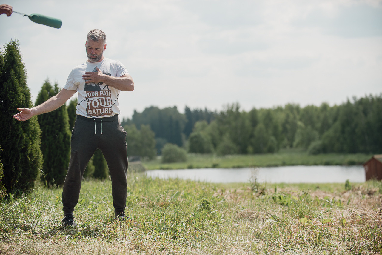 Соревнования по метанию даммисов в рамках тренировочного лагеря Школы Шмеля 2023. Фотограф-анималист Наталья Светличная