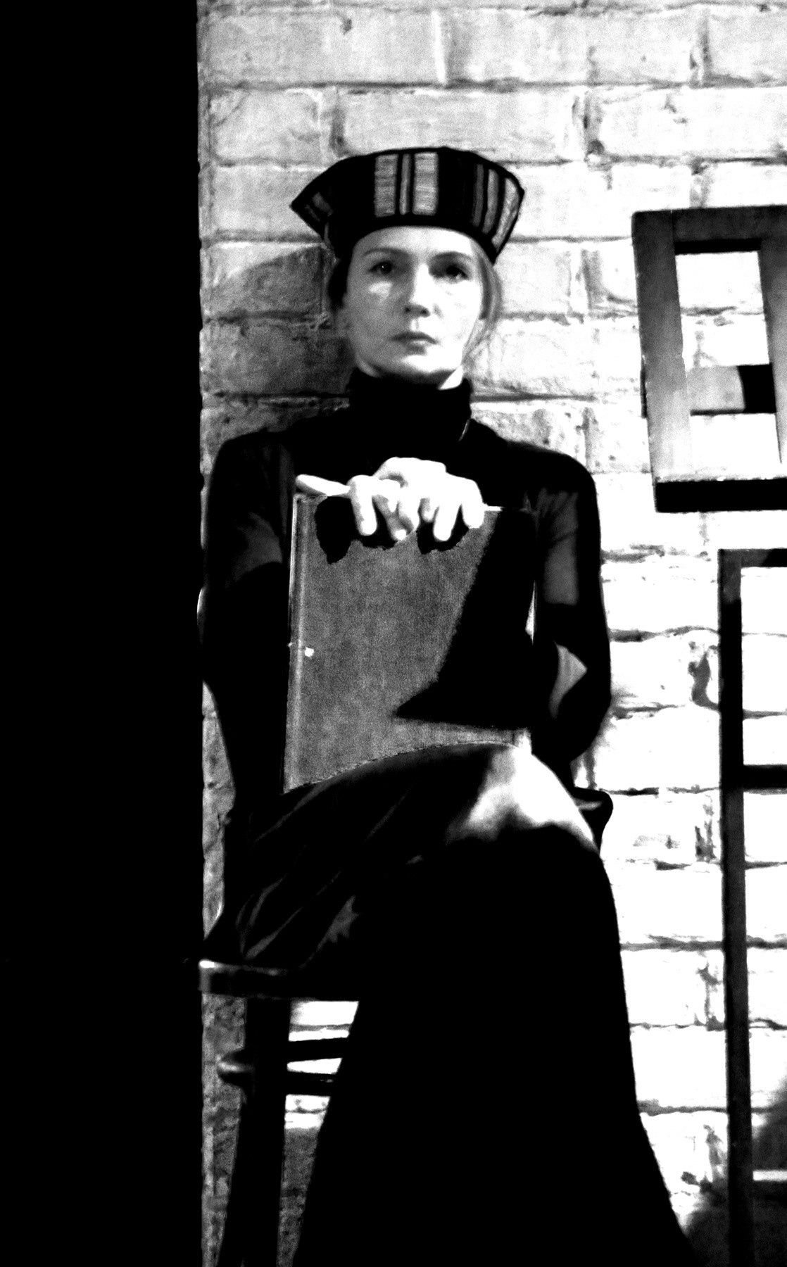 Theatre. Headshot & portrait photographer Alexei Shendrick