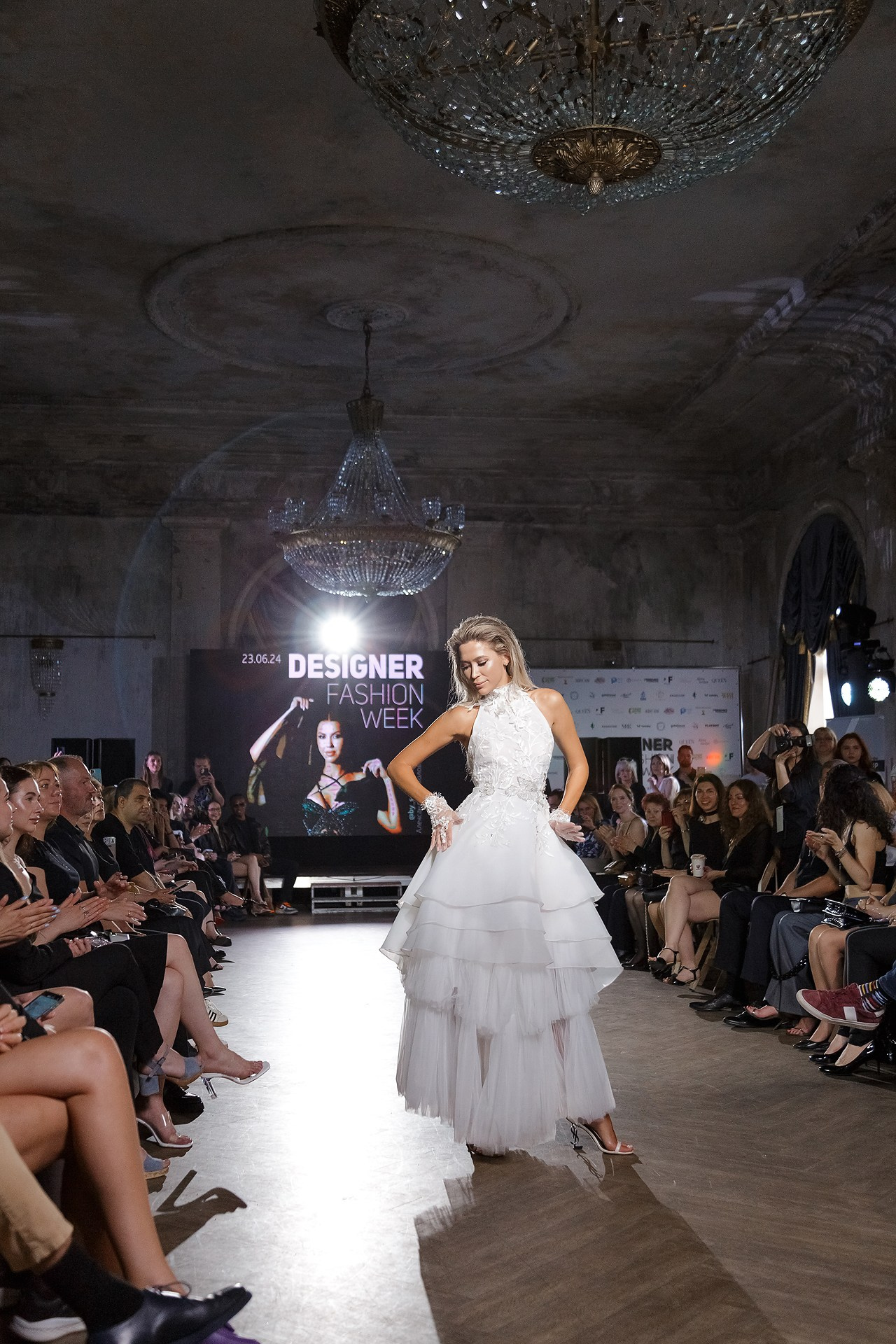 Репортаж модного показа. Светский фотограф Санкт-Петербург и ЛО