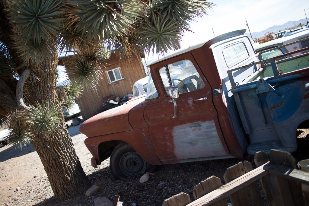 Ретро- авторазборка, США, 2013. Фотограф Василий Буланов