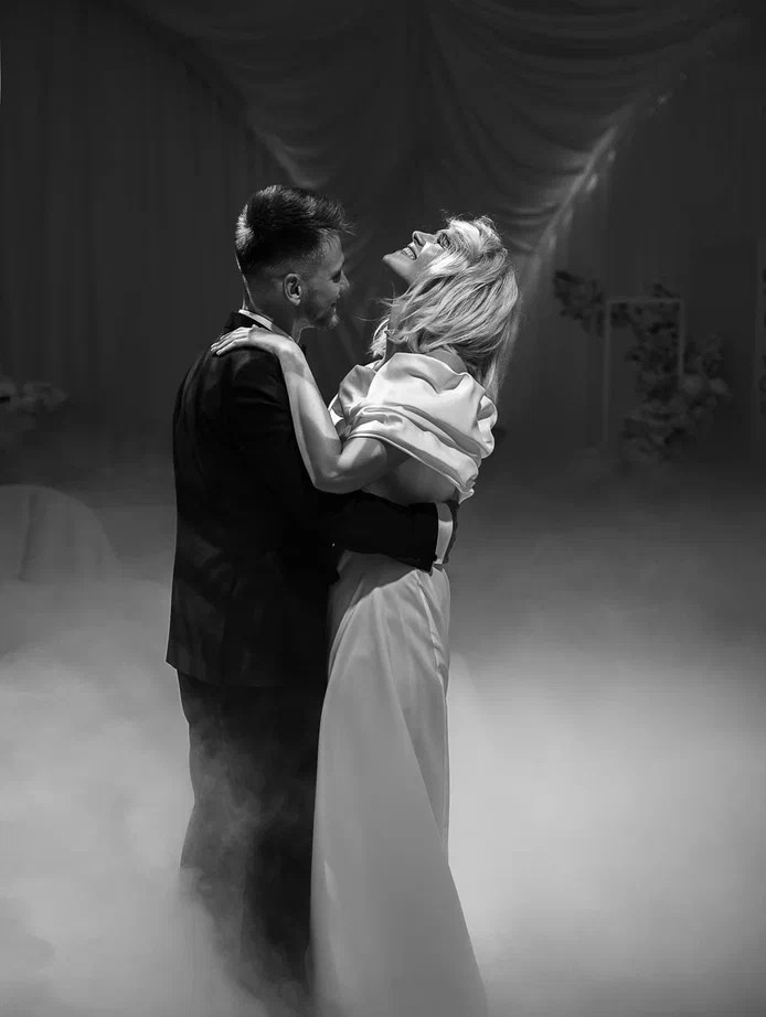 Two Hearts — One Team. Свадебный организатор Viktoria.Wedding