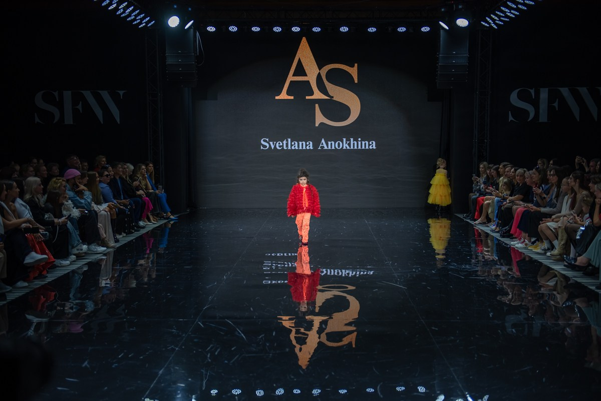 SochiFashionWeek2024 дизайнер Анохина Светлана. Семейный и коммерческий фотограф в Сочи Александр Бодунов