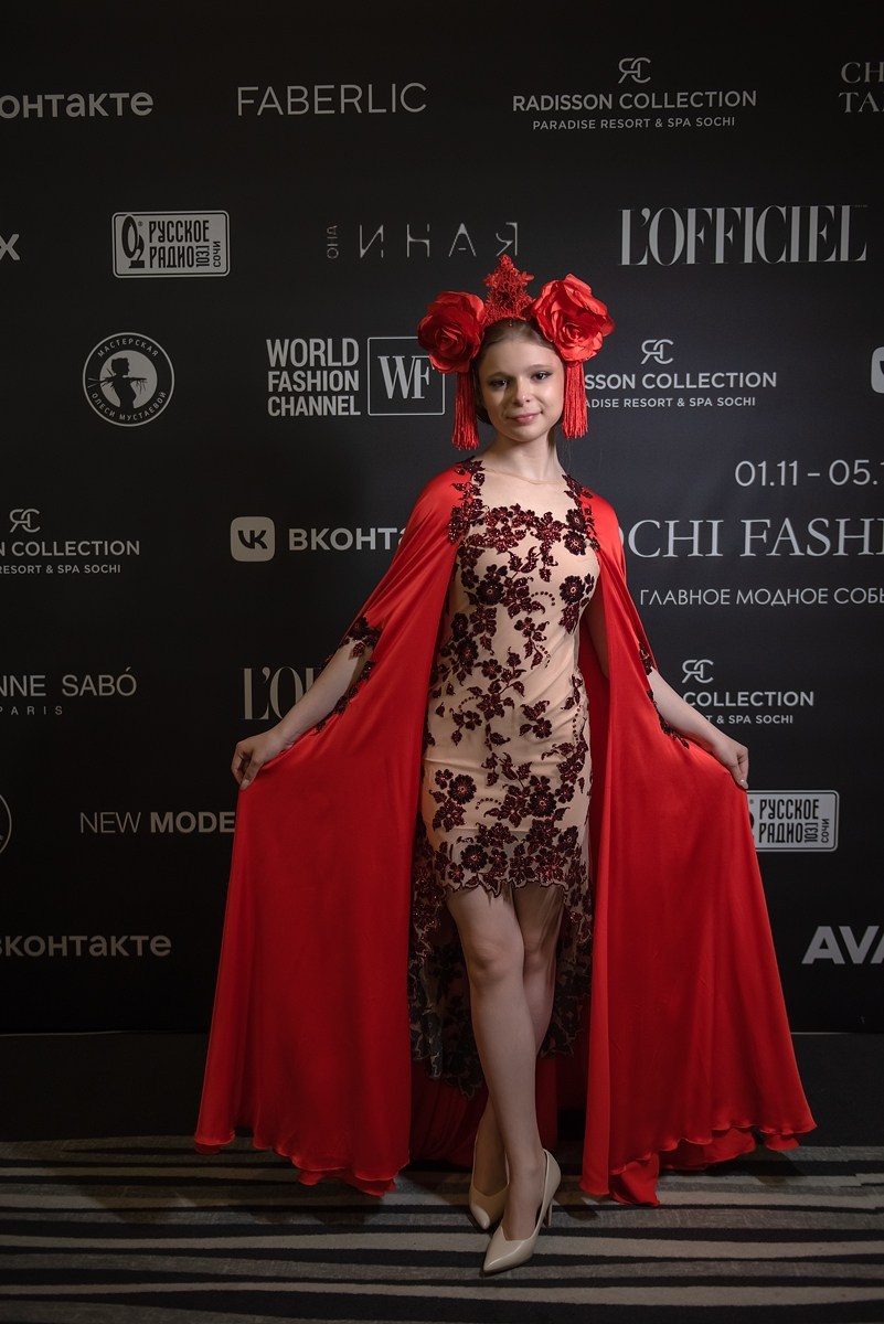 SochiFashionWeek2024 дизайнер Анохина Светлана. Семейный и коммерческий фотограф в Сочи Александр Бодунов