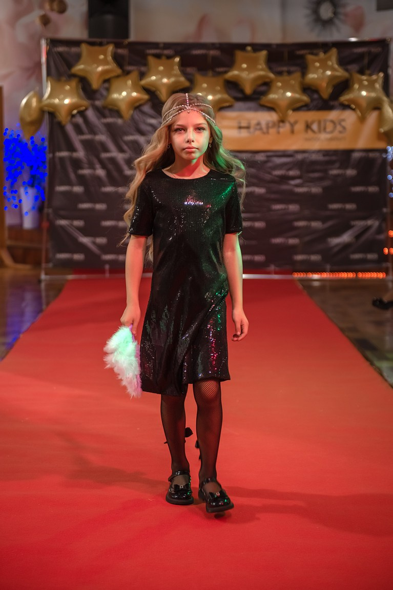 HAPPYkids дефиле санаторий Октябрьский. Семейный и коммерческий фотограф в Сочи Александр Бодунов