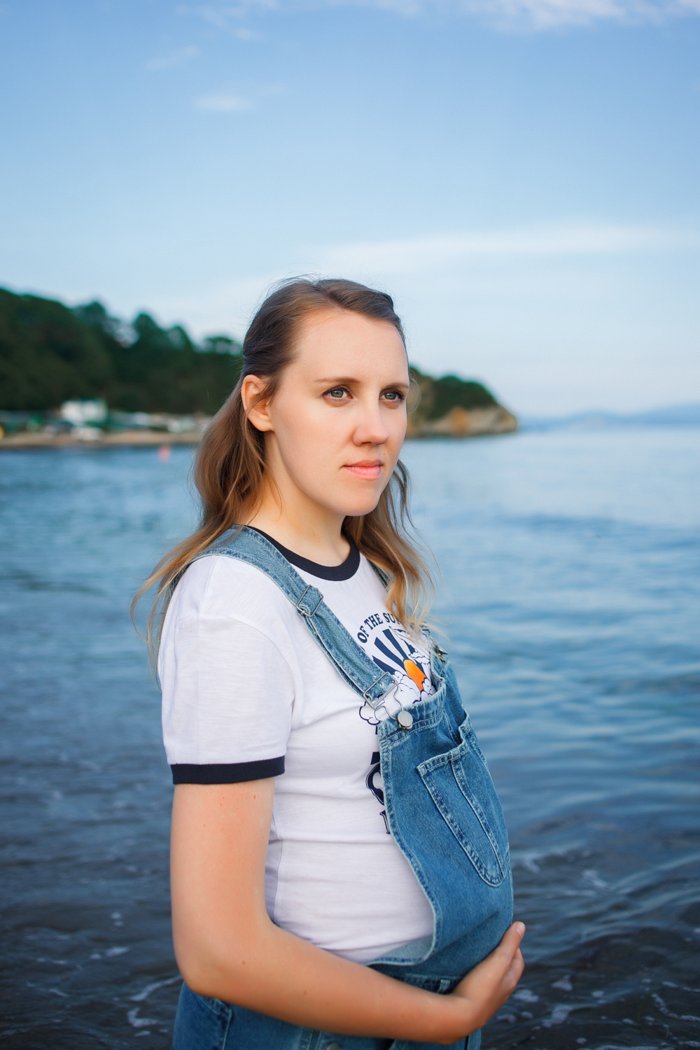 Фотосессия беременности на прогулке ВДЦ ОКеан. Свадебный фотограф во Владивостоке и Славянке