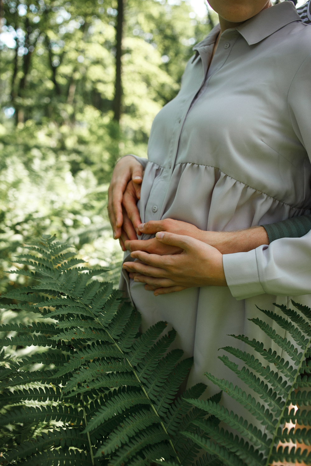 Фотосессия беременности на прогулке ВДЦ ОКеан. Свадебный фотограф во Владивостоке и Славянке