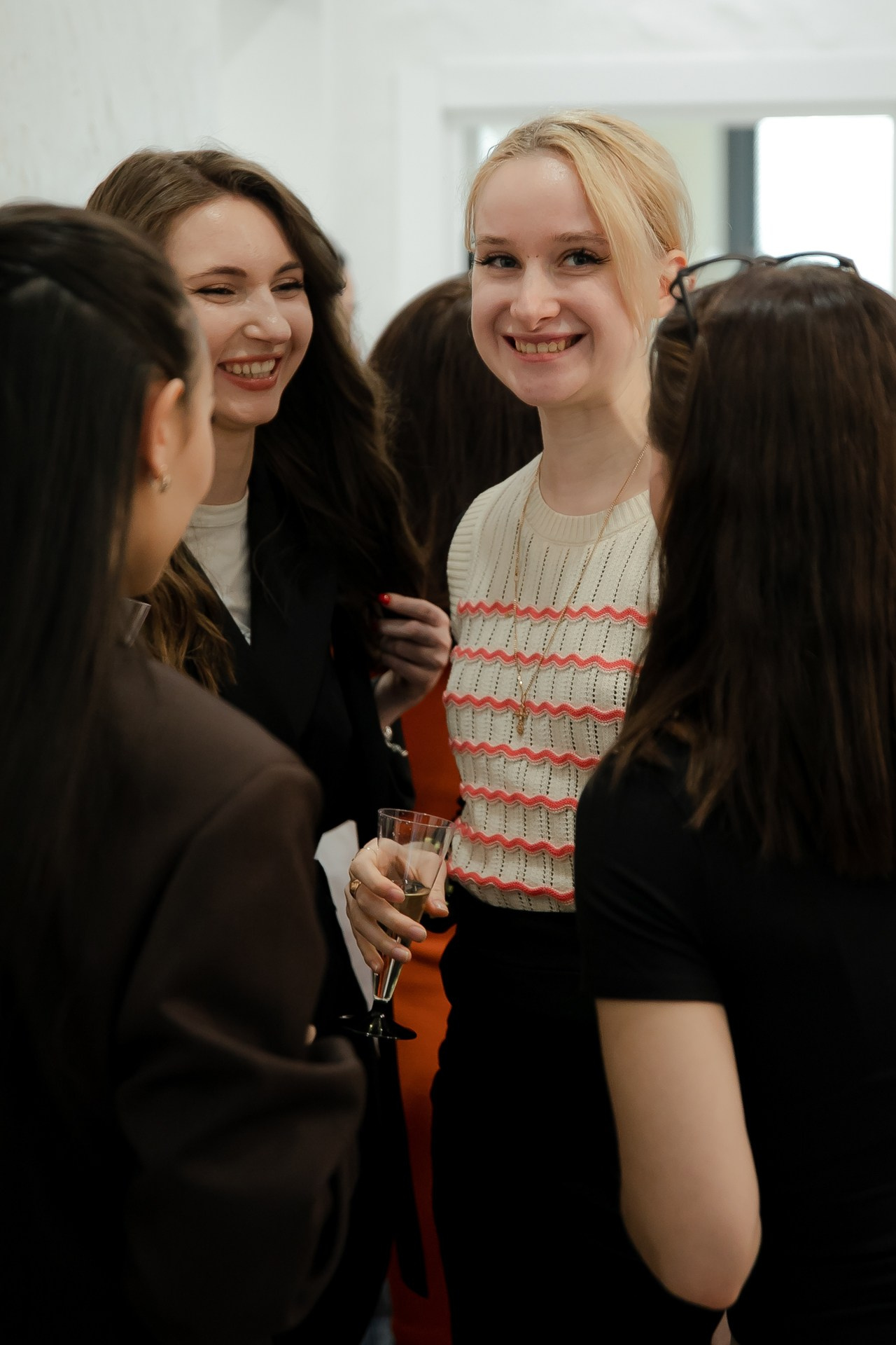 W Dent. Открытие стоматологии. Фотографы и Видеографы Night2Day Санкт-Петербург