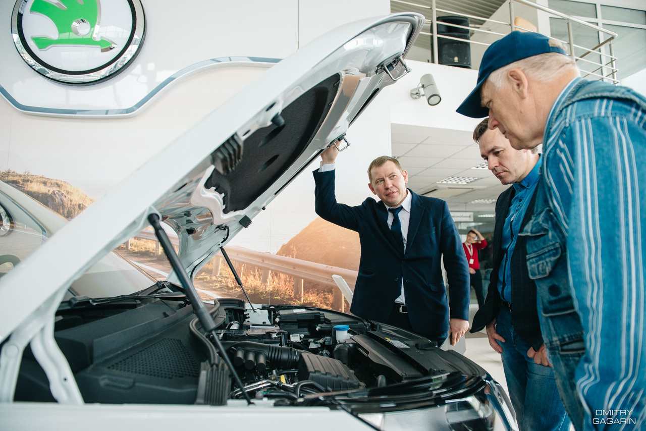 Skoda Смоленск. Свадебный фотограф в Смоленске — Дмитрий Гагарин