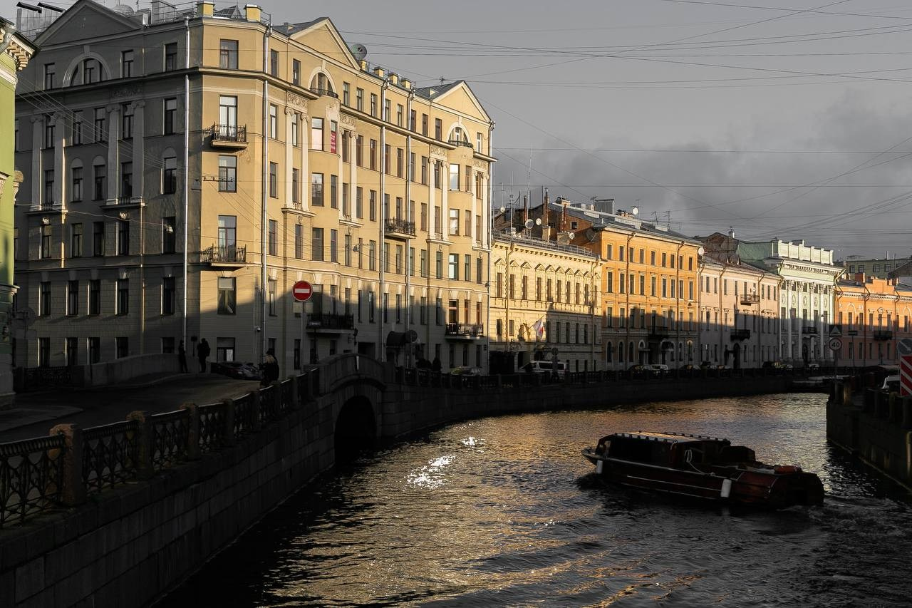 Пейзажи и город